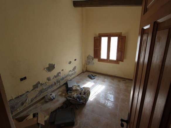 3-bedroom Detached Villa In Petrer, Spain (120 M²)