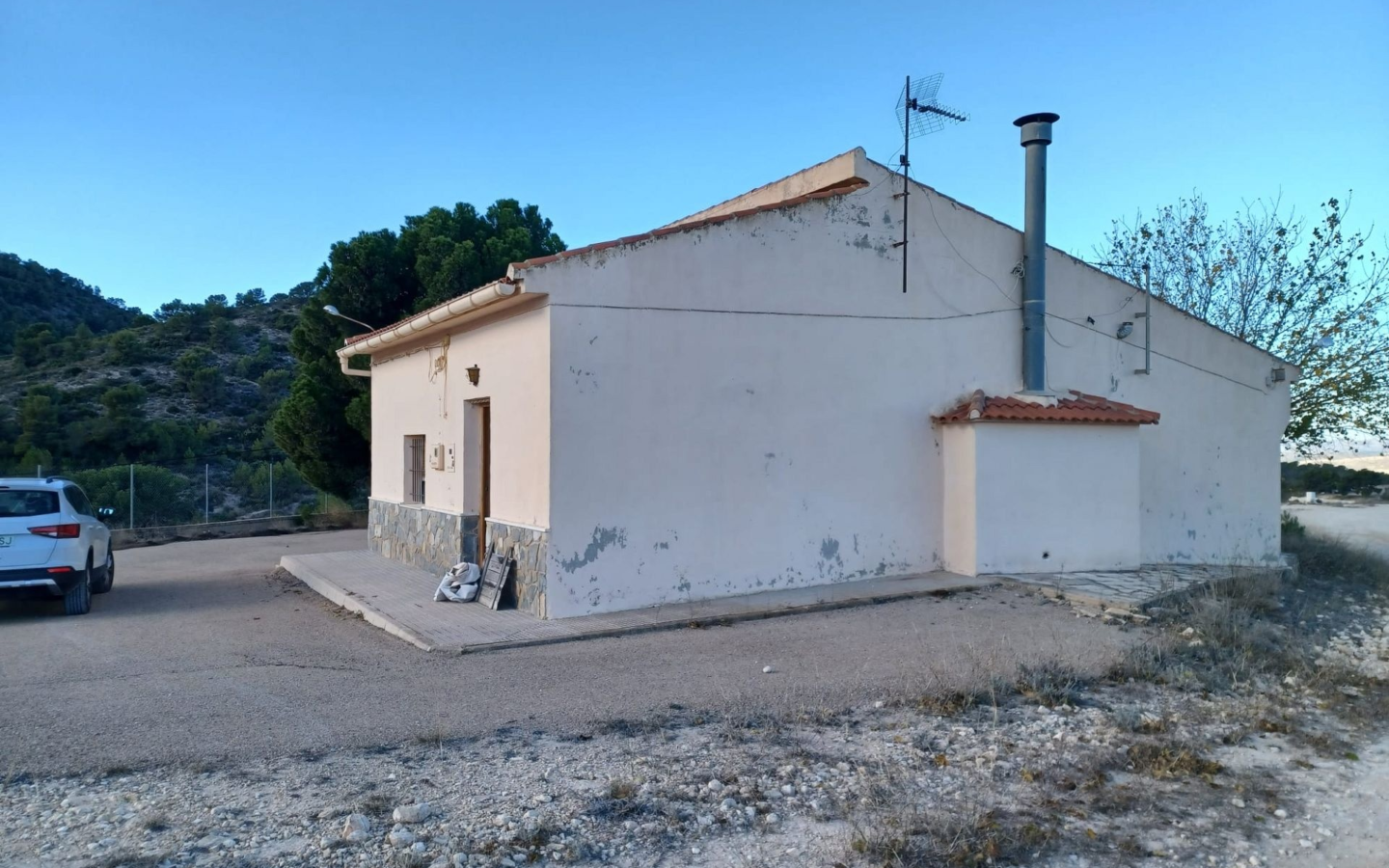 3-bedroom Country House In La Zarza, Spain (182 M²)
