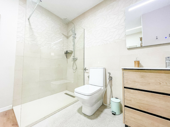 3-bedroom Townhouse In Pinoso, Spain (105 M²)