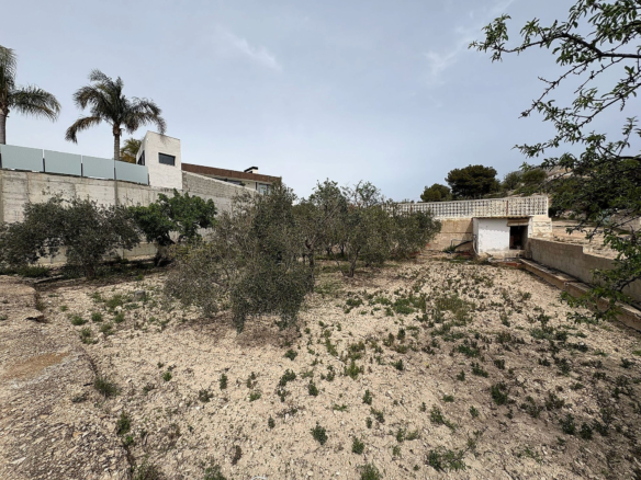 4-bedroom Country House In Petrer, Spain (290 M²)