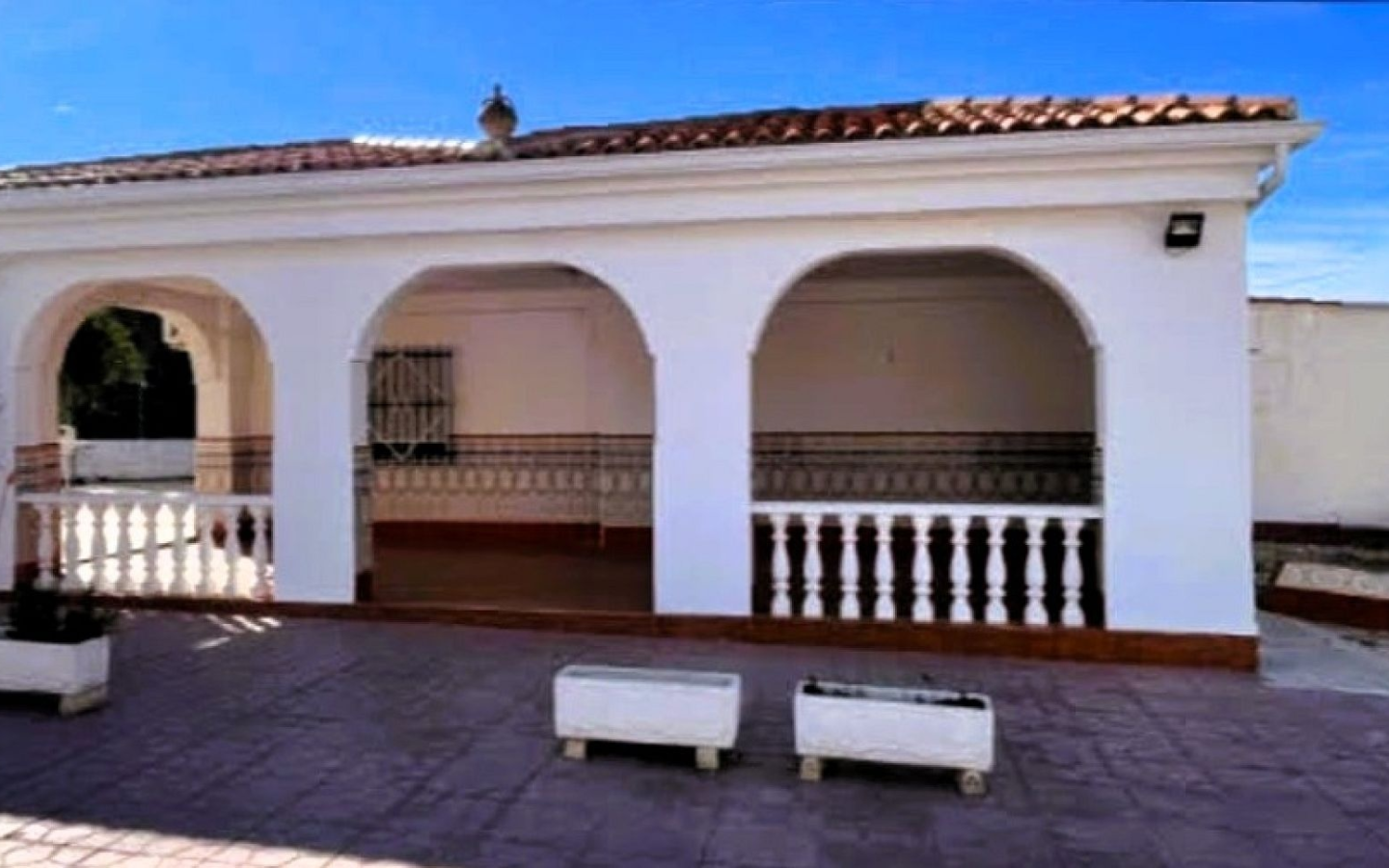 5-bedroom Detached Villa In Elche, Spain (376 M²)