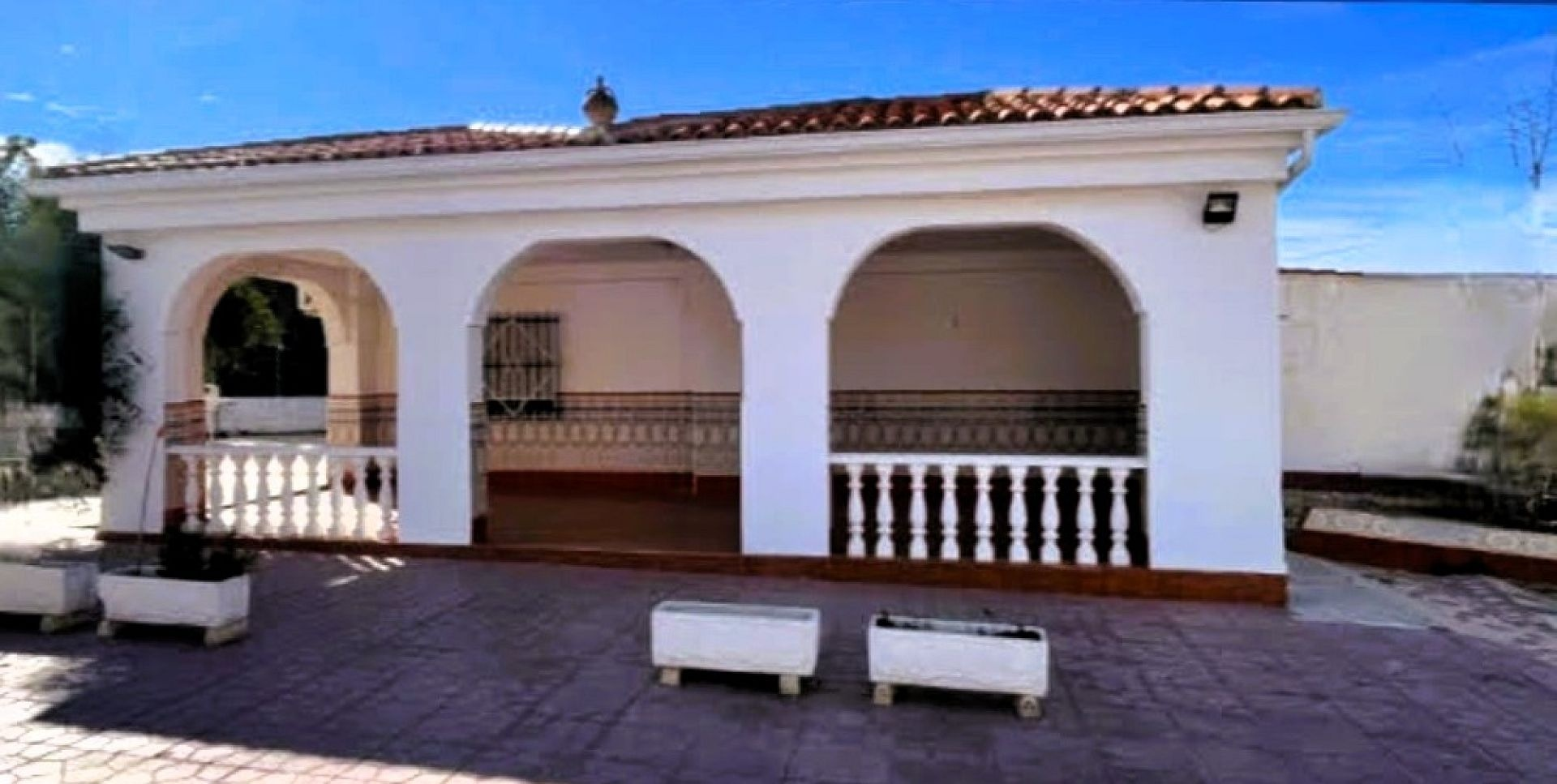5-bedroom Detached Villa In Elche, Spain (376 M²)