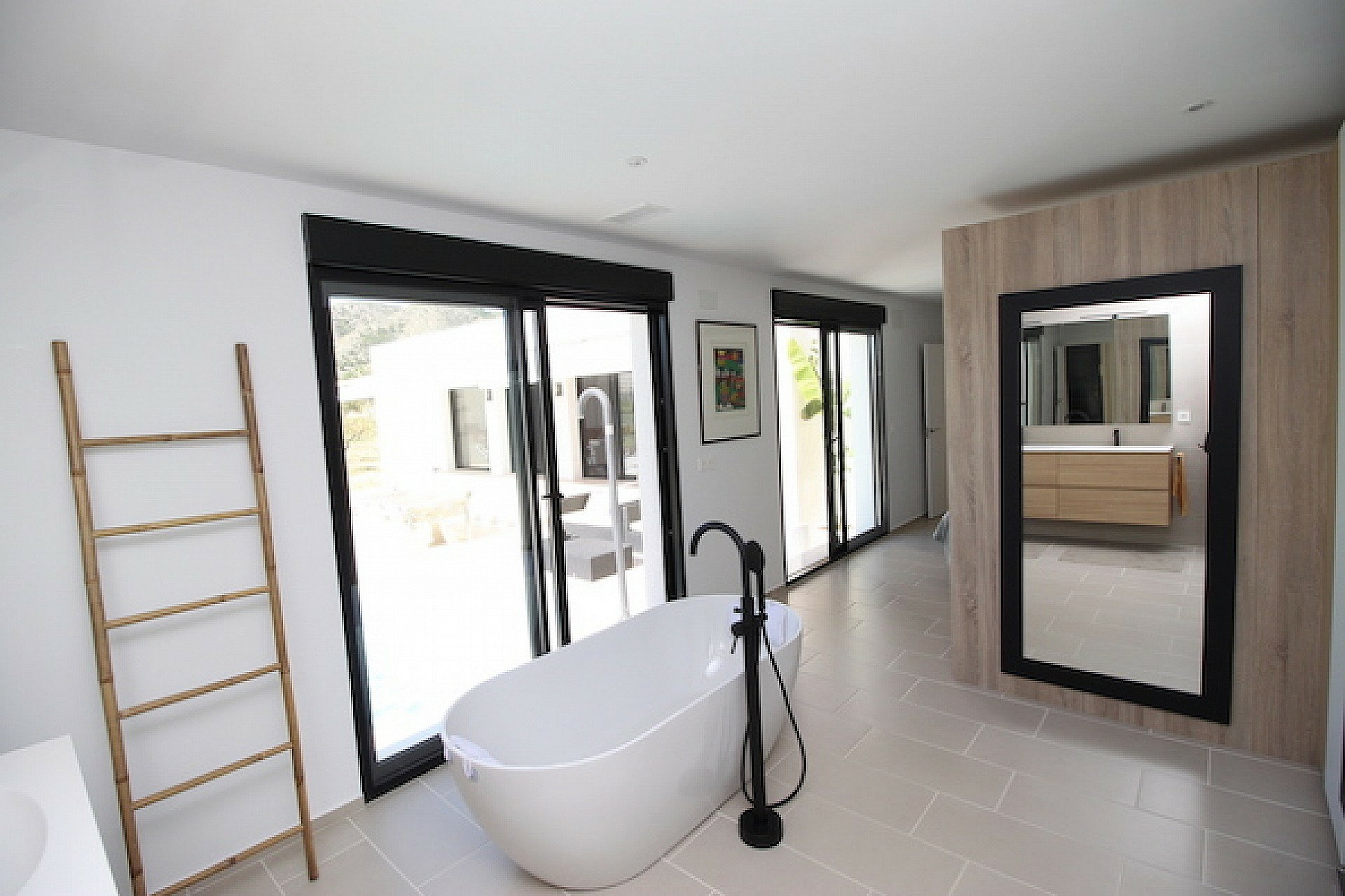 w_23yxvja557tghr0k25u6-e7ee17 Detached Villa In Aspe
