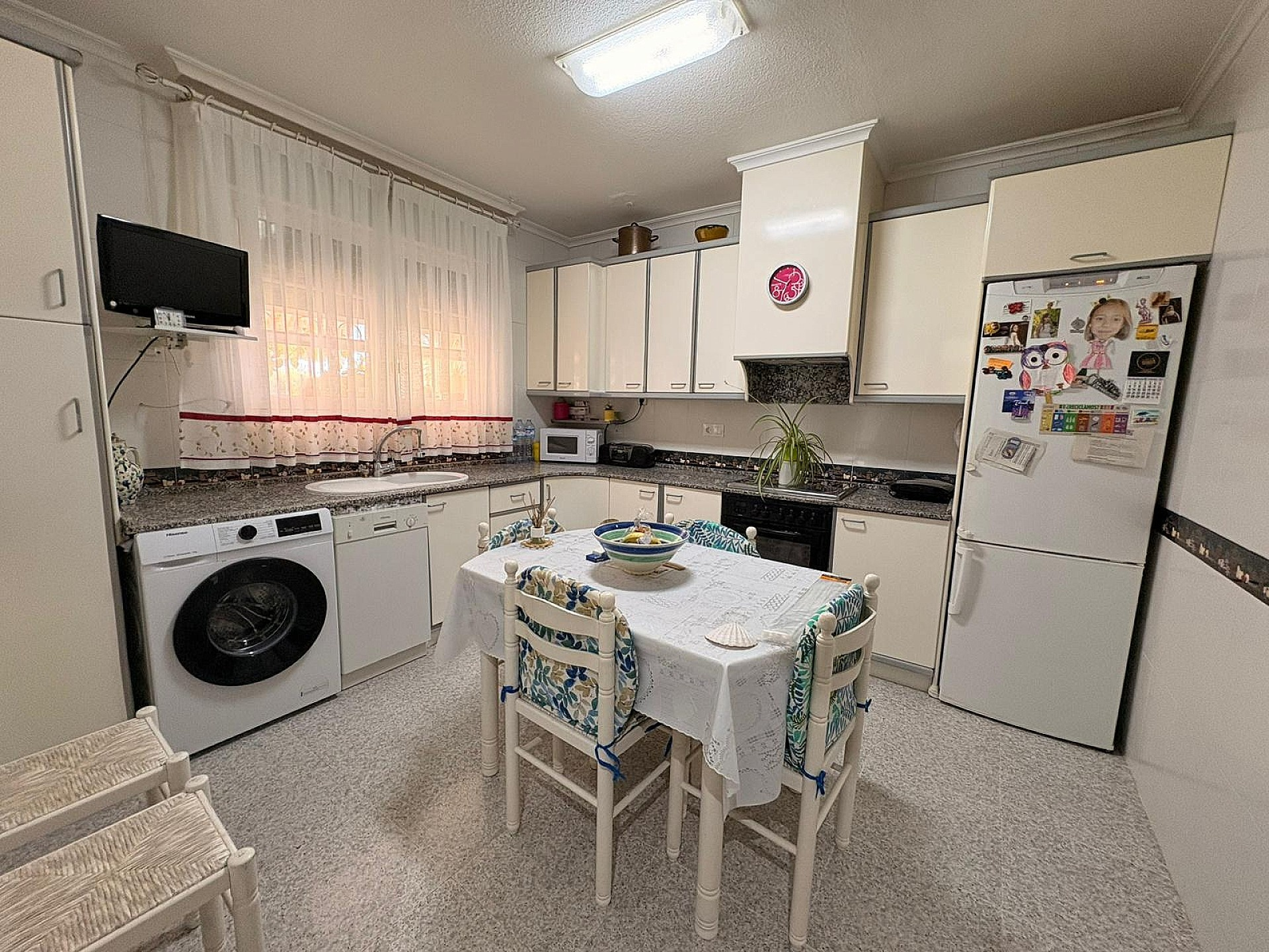 w_2kfewhprfwnynuopdxqm-318d8e 4-bedroom Detached Villa In Monovar, Spain (366 M²)