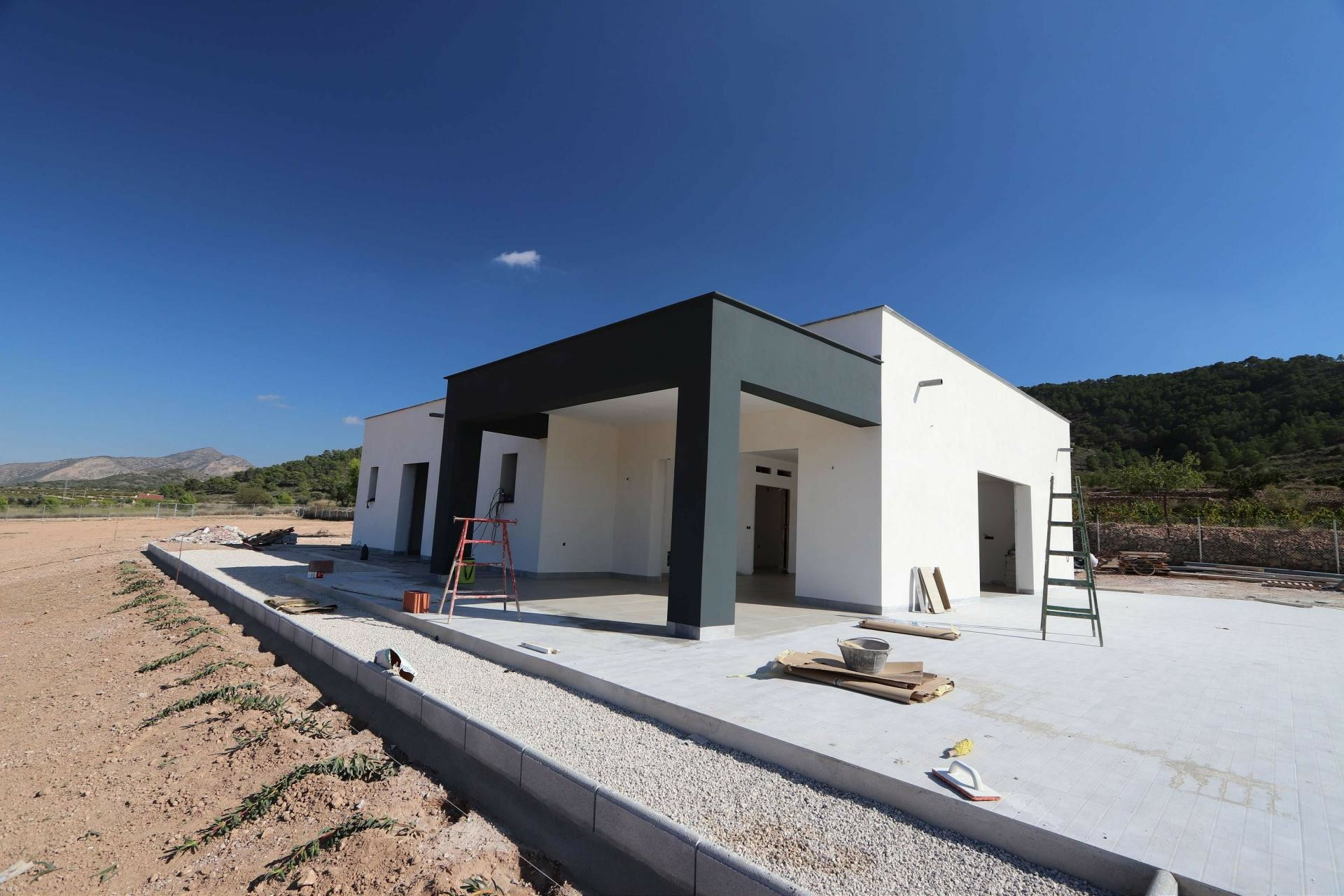 3-bedroom Detached Villa In Pinoso, Spain (215 M²)