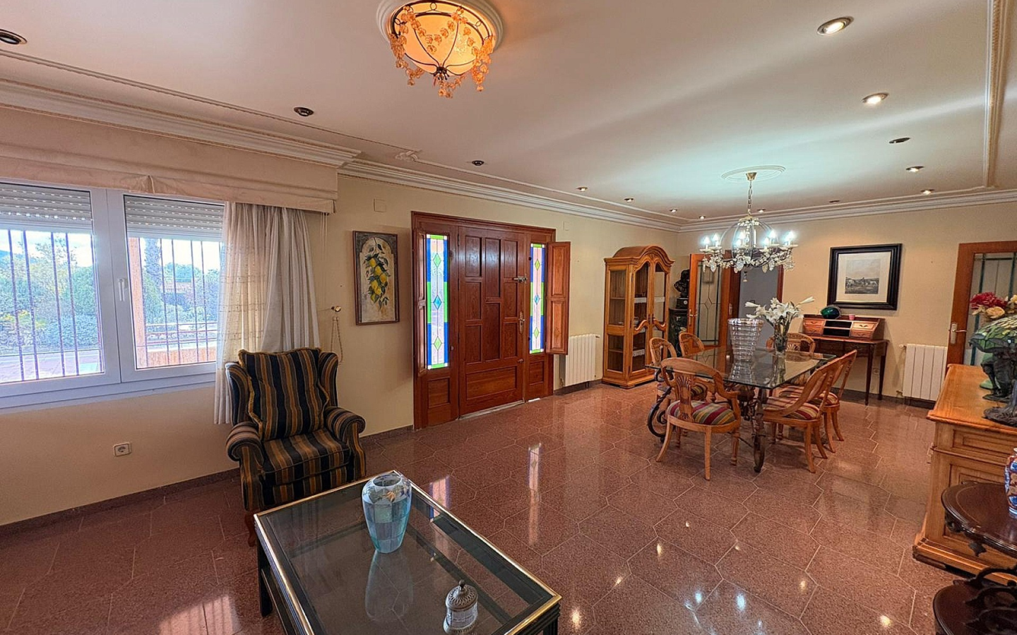 3-bedroom Detached Villa In Sax, Spain (230 M²)