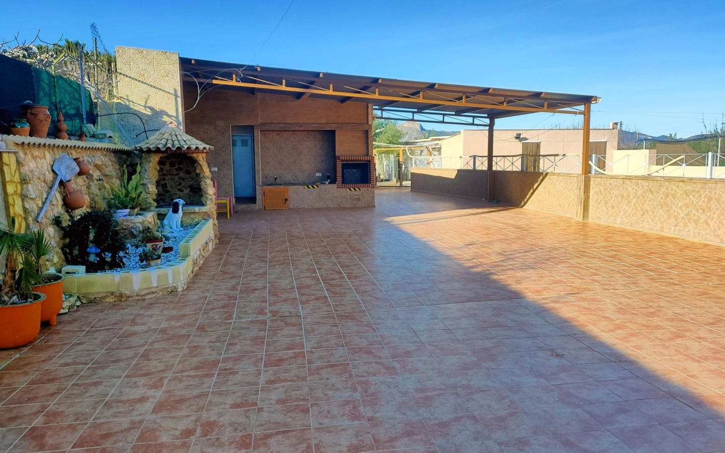 6-bedroom Detached Villa In Aspe, Spain (468 M²)