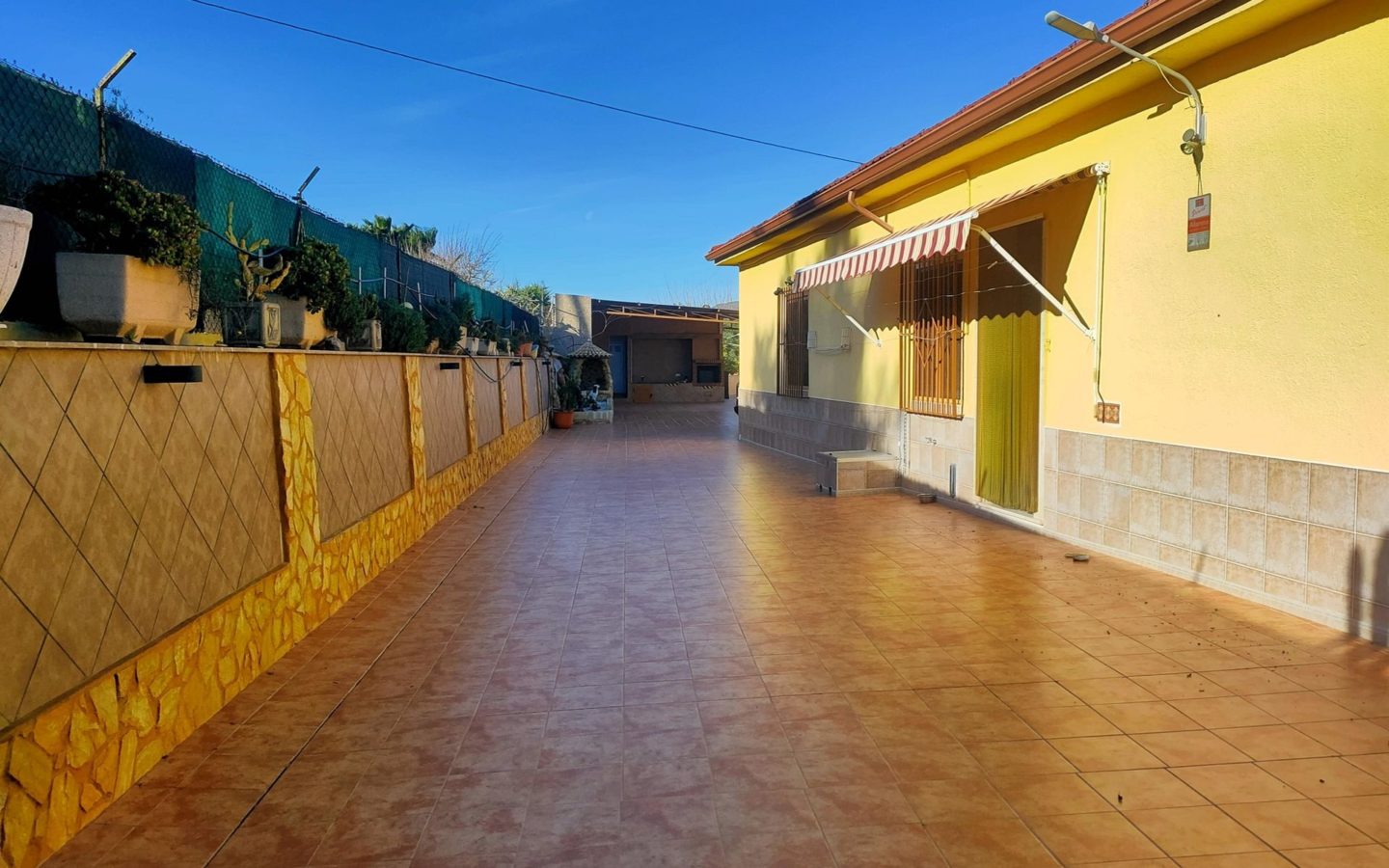 6-bedroom Detached Villa In Aspe, Spain (468 M²)