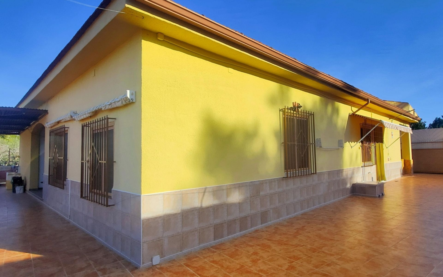 6-bedroom Detached Villa In Aspe, Spain (468 M²)