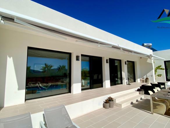 3-bedroom Detached Villa In La Romana, Spain (165 M²)