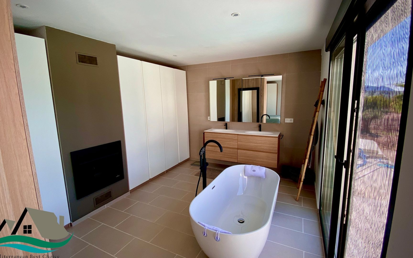 3-bedroom Detached Villa In La Romana, Spain (165 M²)