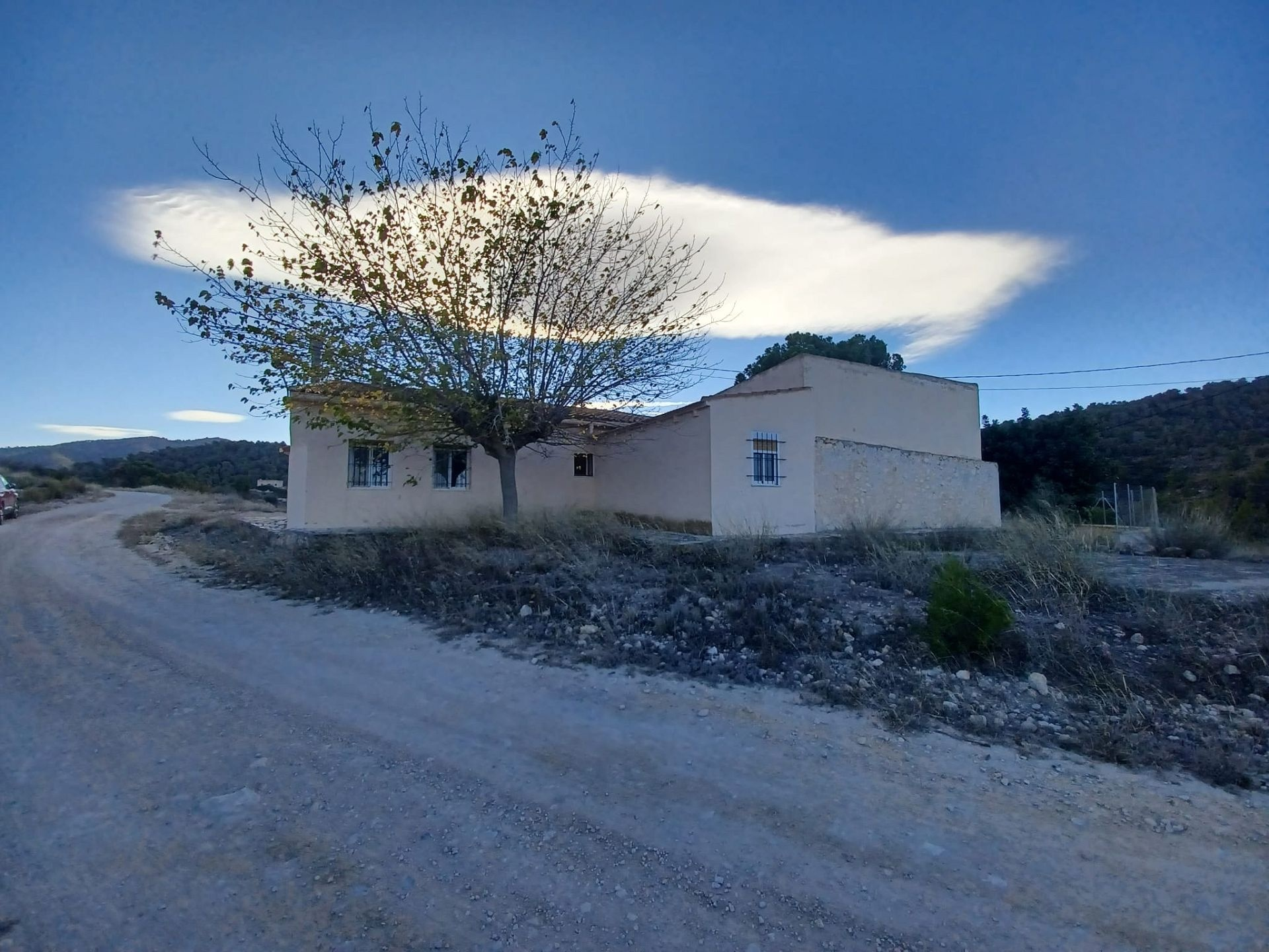 3-bedroom Country House In La Zarza, Spain (182 M²)