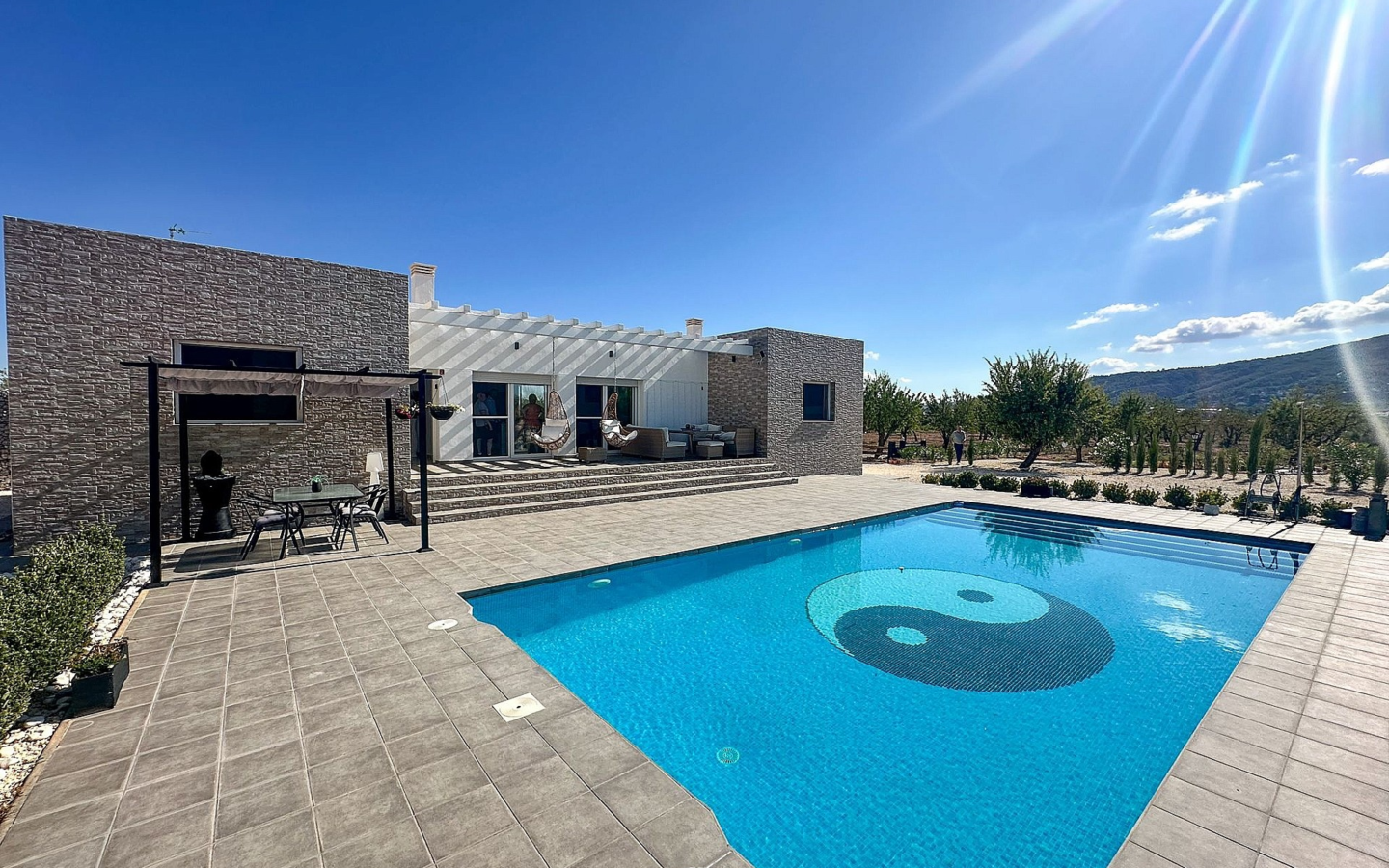 3-bedroom Detached Villa In Pinoso, Spain (115 M²)