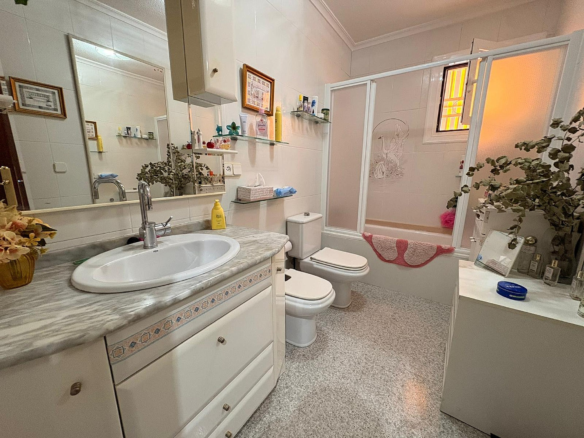 4-bedroom Detached Villa In Monovar, Spain (366 M²)