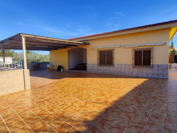 6-bedroom Detached Villa In Aspe, Spain (468 M²)