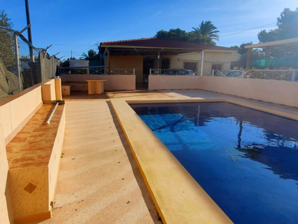 6-bedroom Detached Villa In Aspe, Spain (468 M²)
