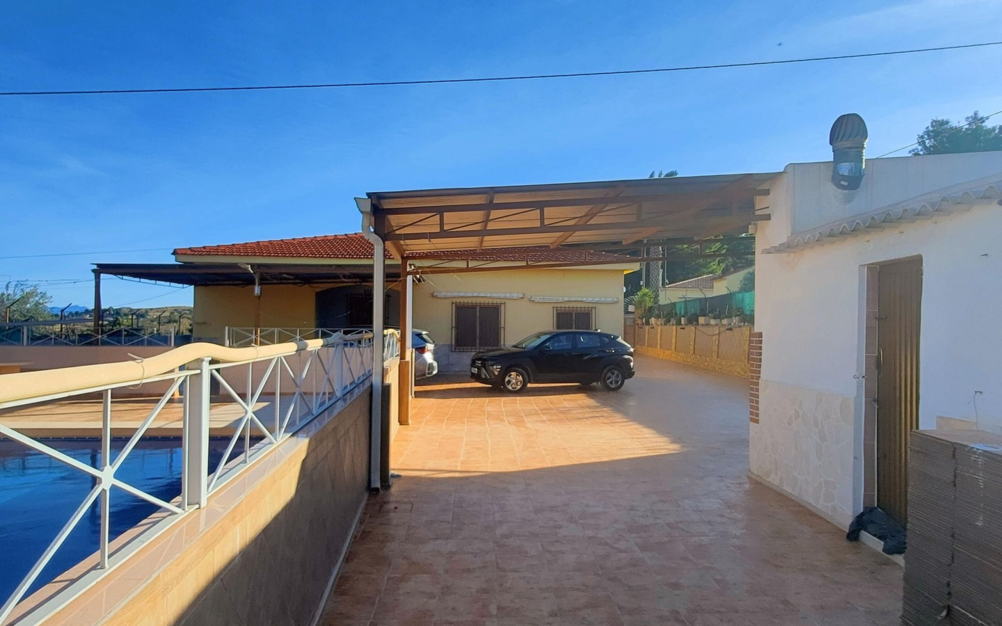 6-bedroom Detached Villa In Aspe, Spain (468 M²)