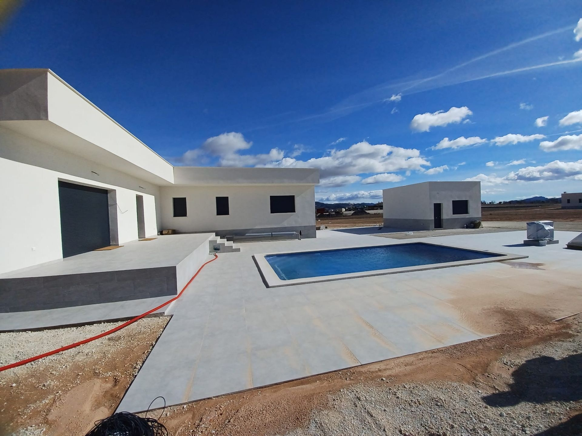 w_4b6829b9-adc4-4cb5-a83c-a1db223a3bf5-c66540 3-bedroom Detached Villa In Pinoso, Spain (160 M²)