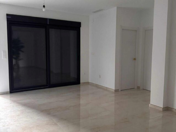 3-bedroom Semi In La Romana, Spain (130 M²)