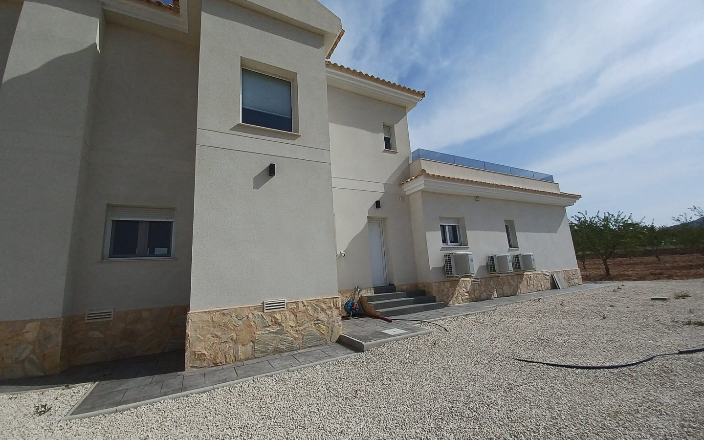6-bedroom Detached Villa In Pinoso, Spain (313 M²)