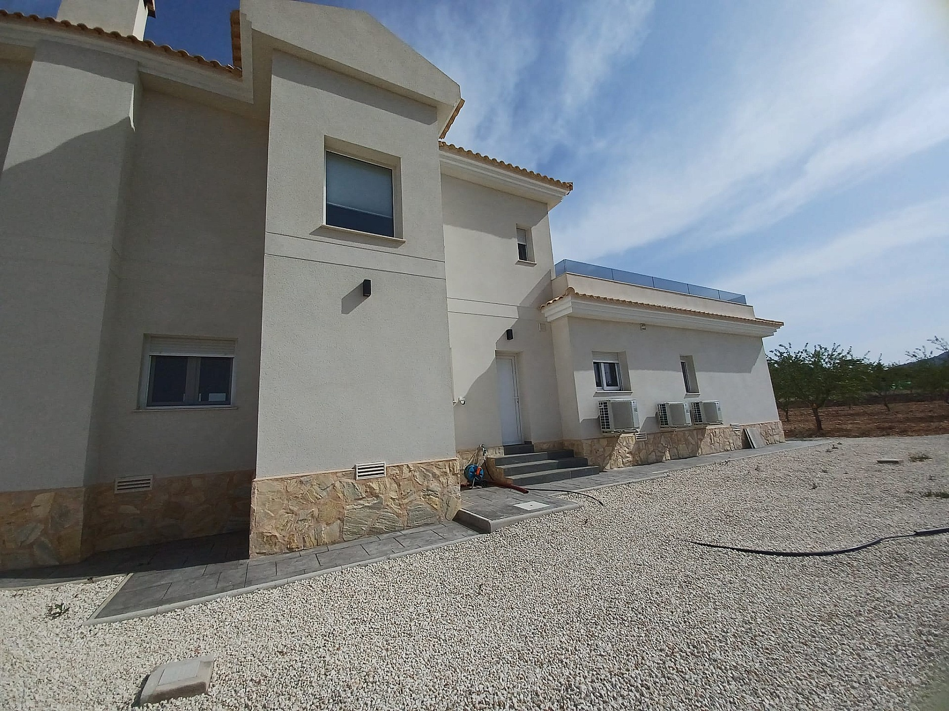 6-bedroom Detached Villa In Pinoso, Spain (313 M²)