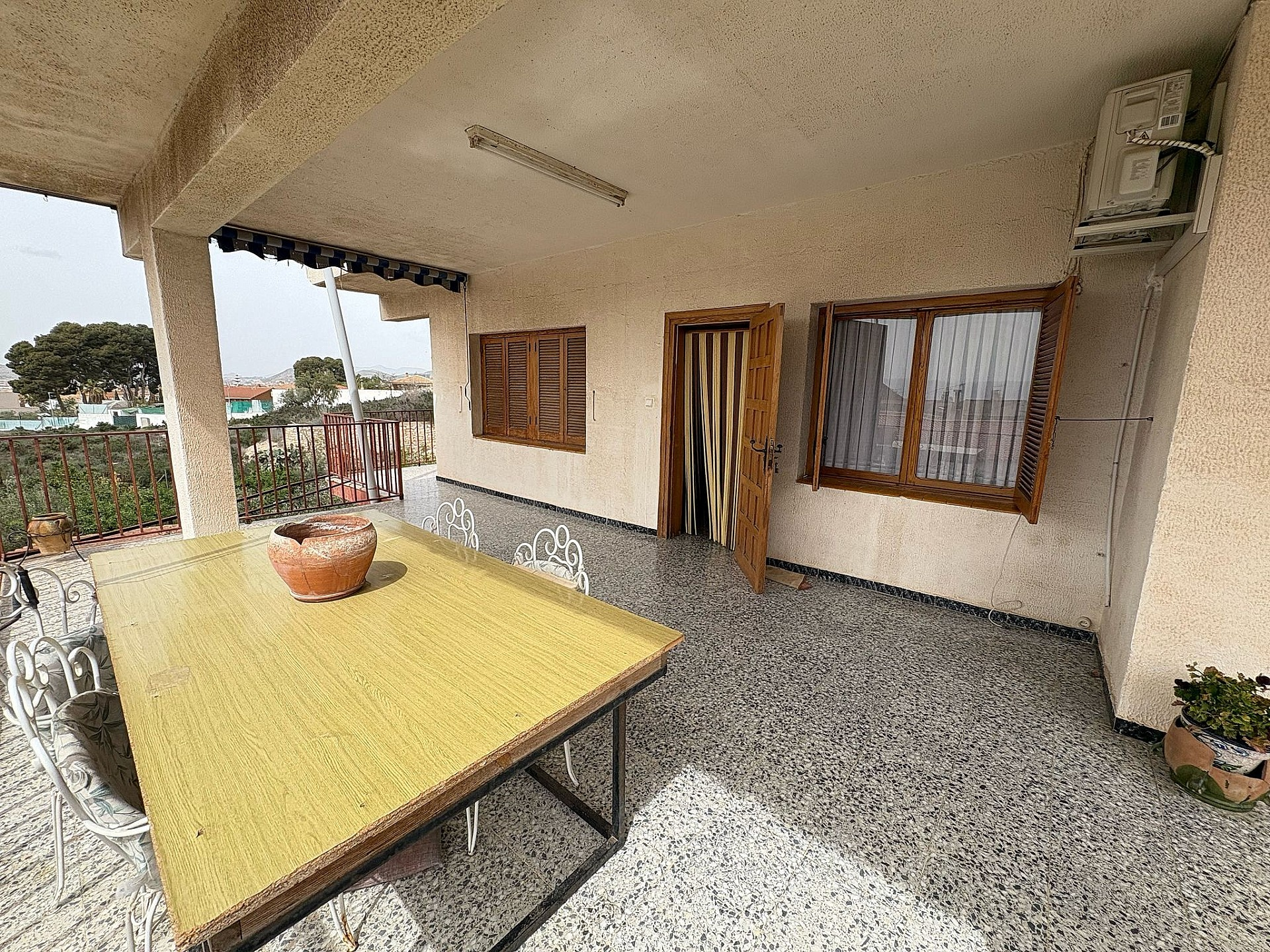 4-bedroom Country House In Petrer, Spain (290 M²)