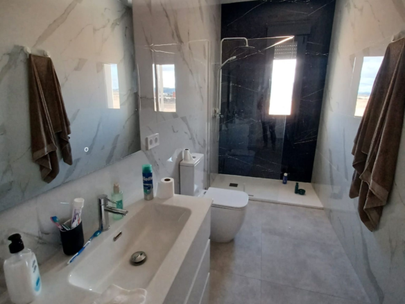 3-bedroom Detached Villa In Pinoso, Spain (160 M²)