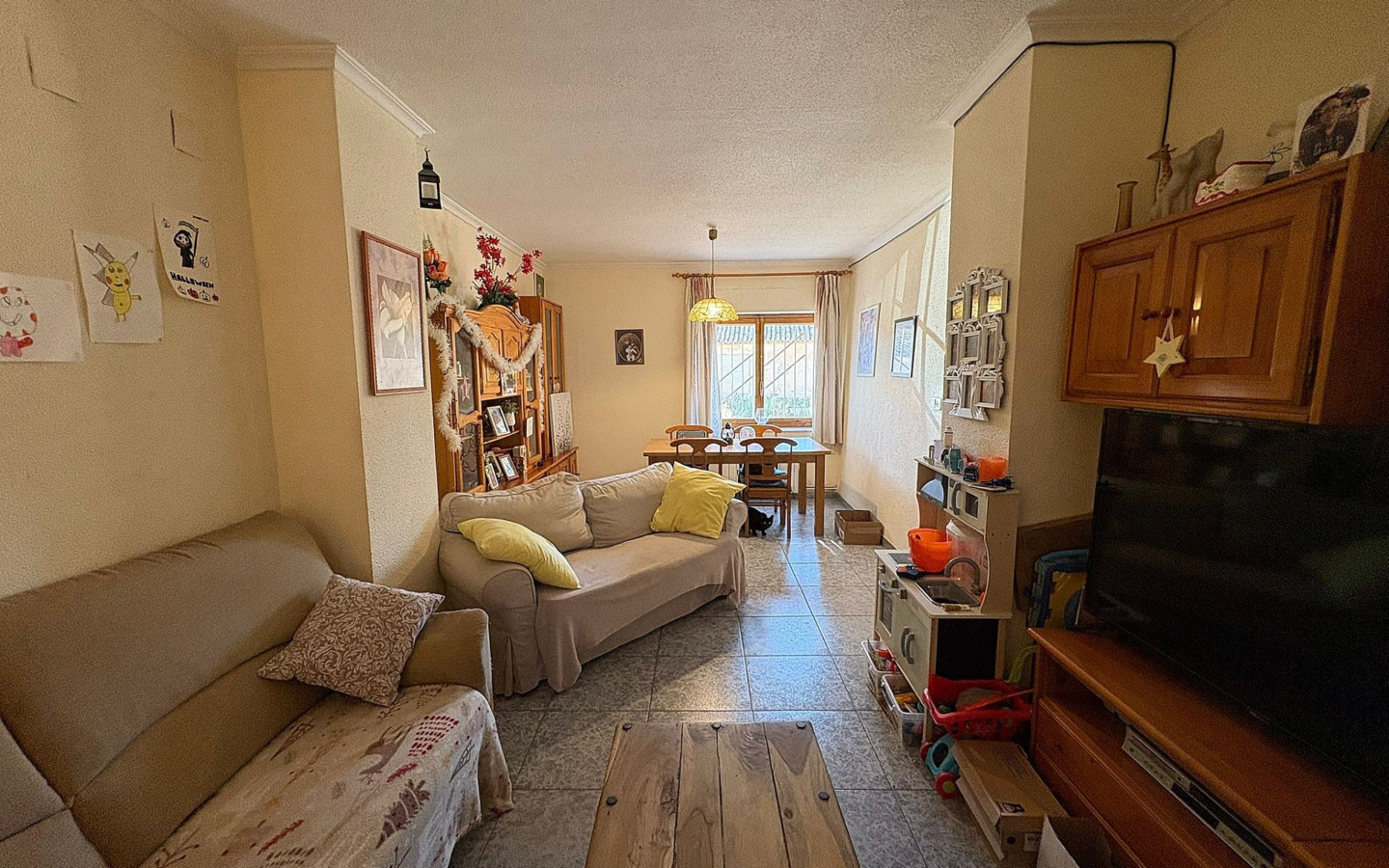 6-bedroom Country House In Monovar, Spain (176 M²)