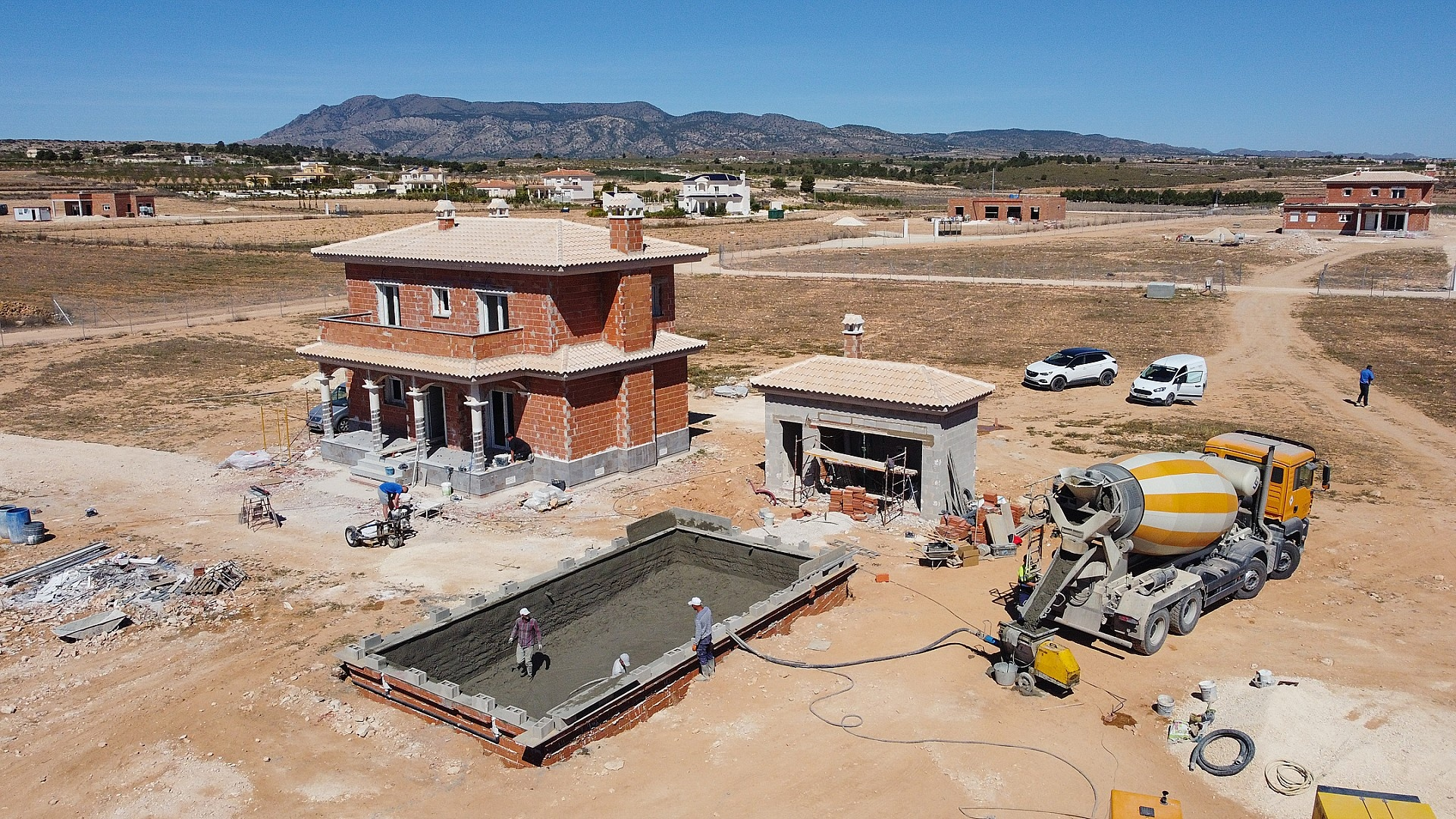 3-bedroom Detached Villa In Pinoso, Spain (150 M²)