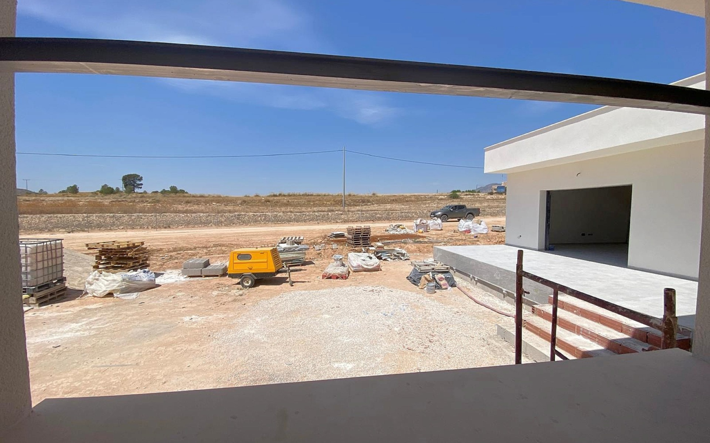 3-bedroom Detached Villa In Pinoso, Spain (150 M²)