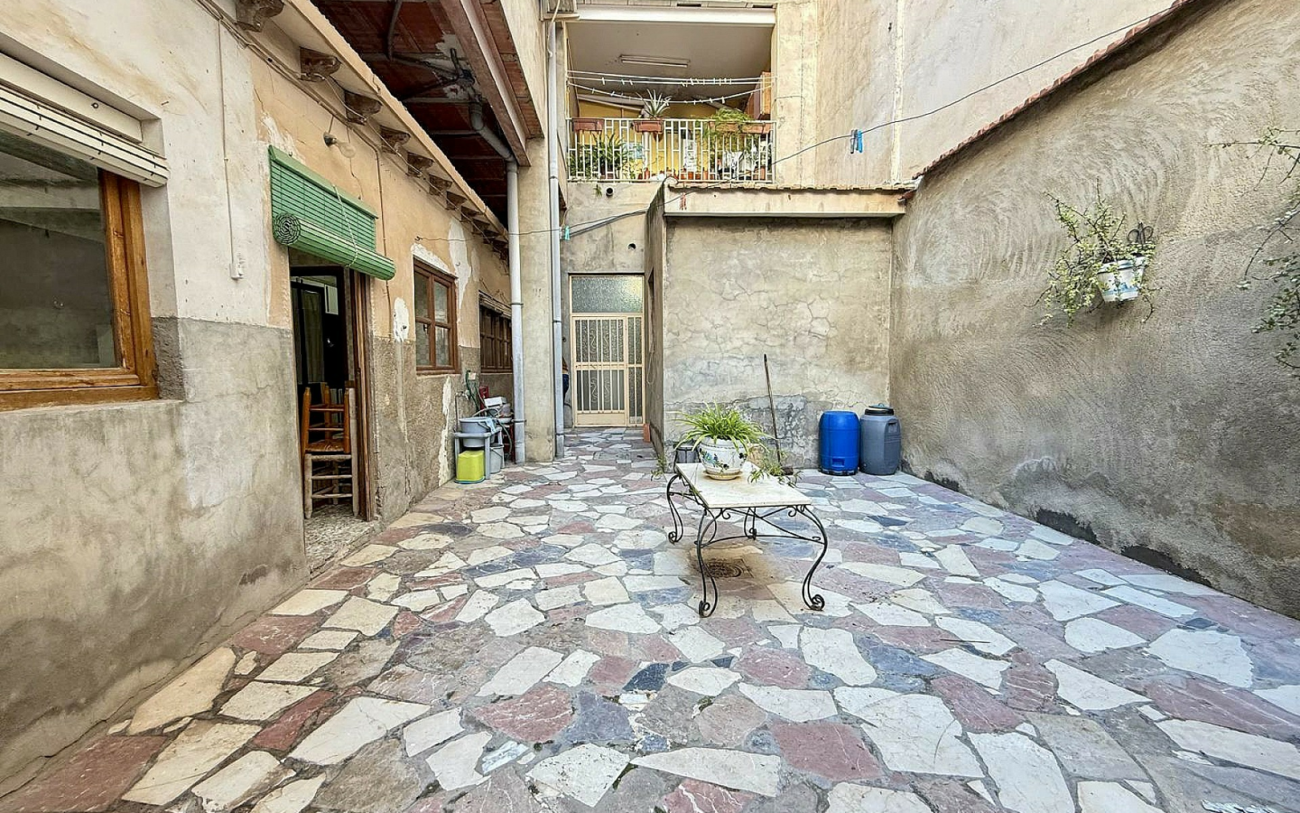 5-bedroom Townhouse In Pinoso, Spain (176 M²)