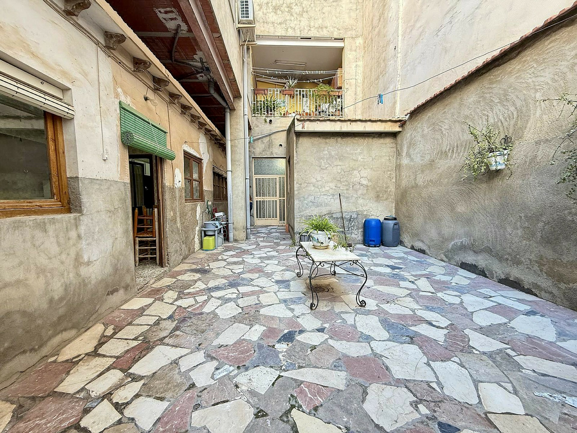 5-bedroom Townhouse In Pinoso, Spain (176 M²)