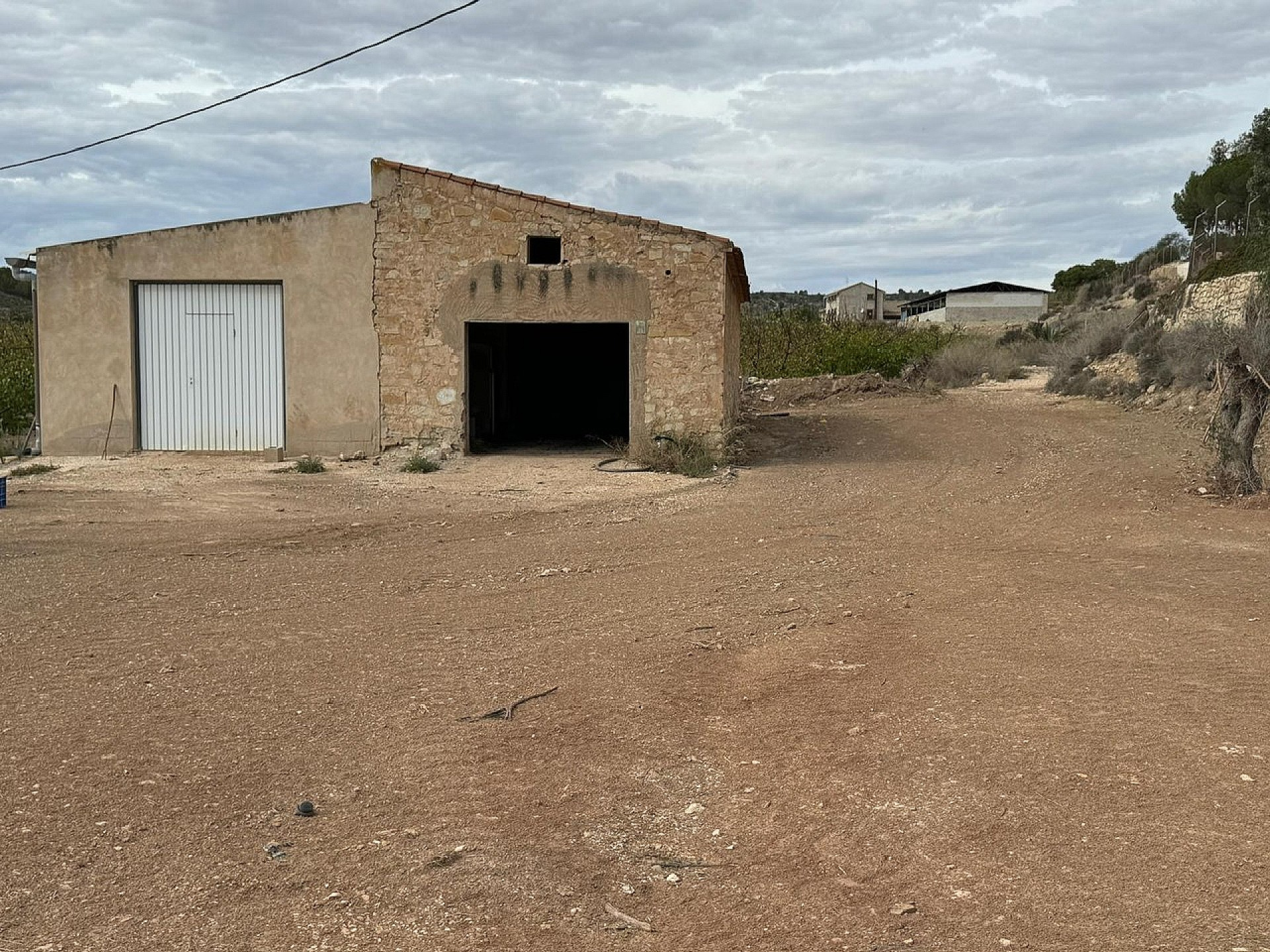 w_5oh0rrignznmez03uhwu-8a368e Land In Monovar, Spain (25.000 M² Plot)