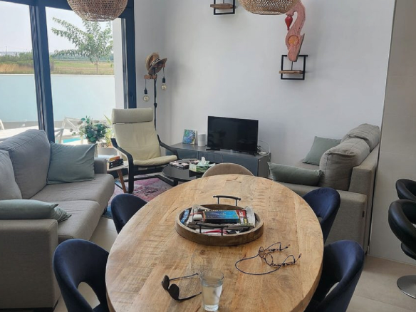 3-bedroom Detached Villa In Daya Vieja, Spain (138 M²)