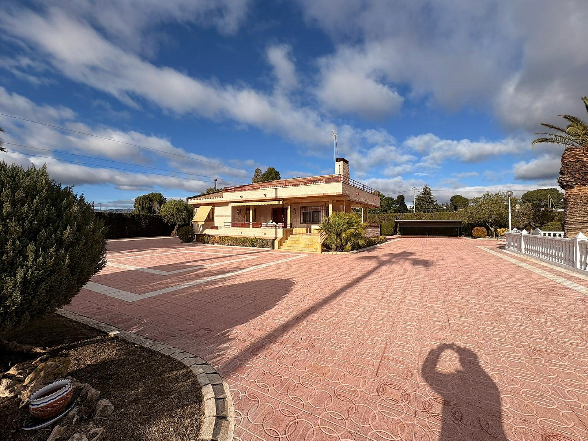 3-bedroom Detached Villa In Sax, Spain (230 M²)