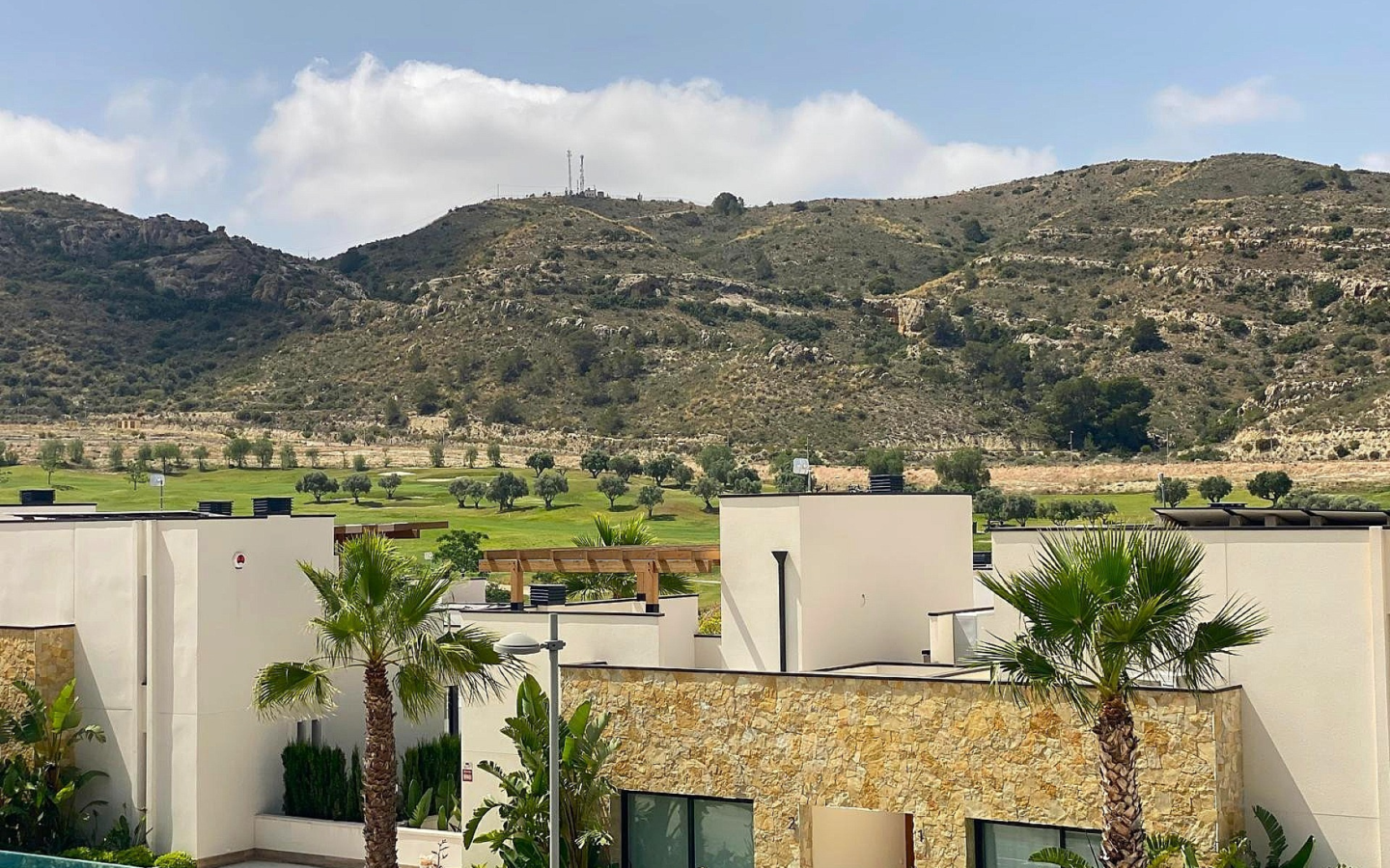 2-bedroom Detached Villa In Monforte Del Cid, Spain (102 M²)