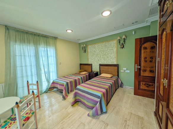 8-bedroom Country House In Jumilla, Spain (1.651 M²)