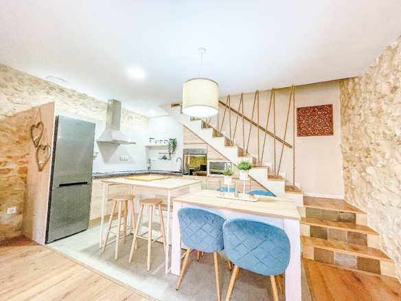 3-bedroom Townhouse In Pinoso, Spain (105 M²)