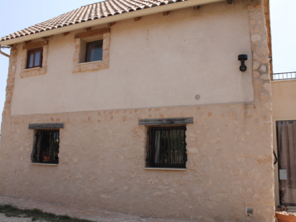 4-bedroom Finca In Pinoso, Spain (120 M²)