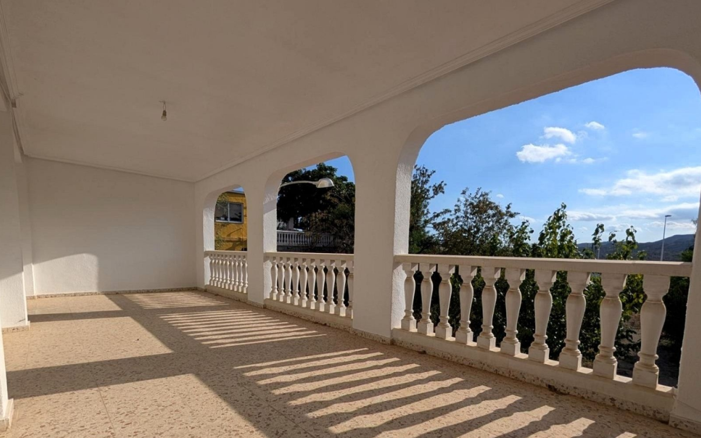 5-bedroom Detached Villa In Elche, Spain (376 M²)