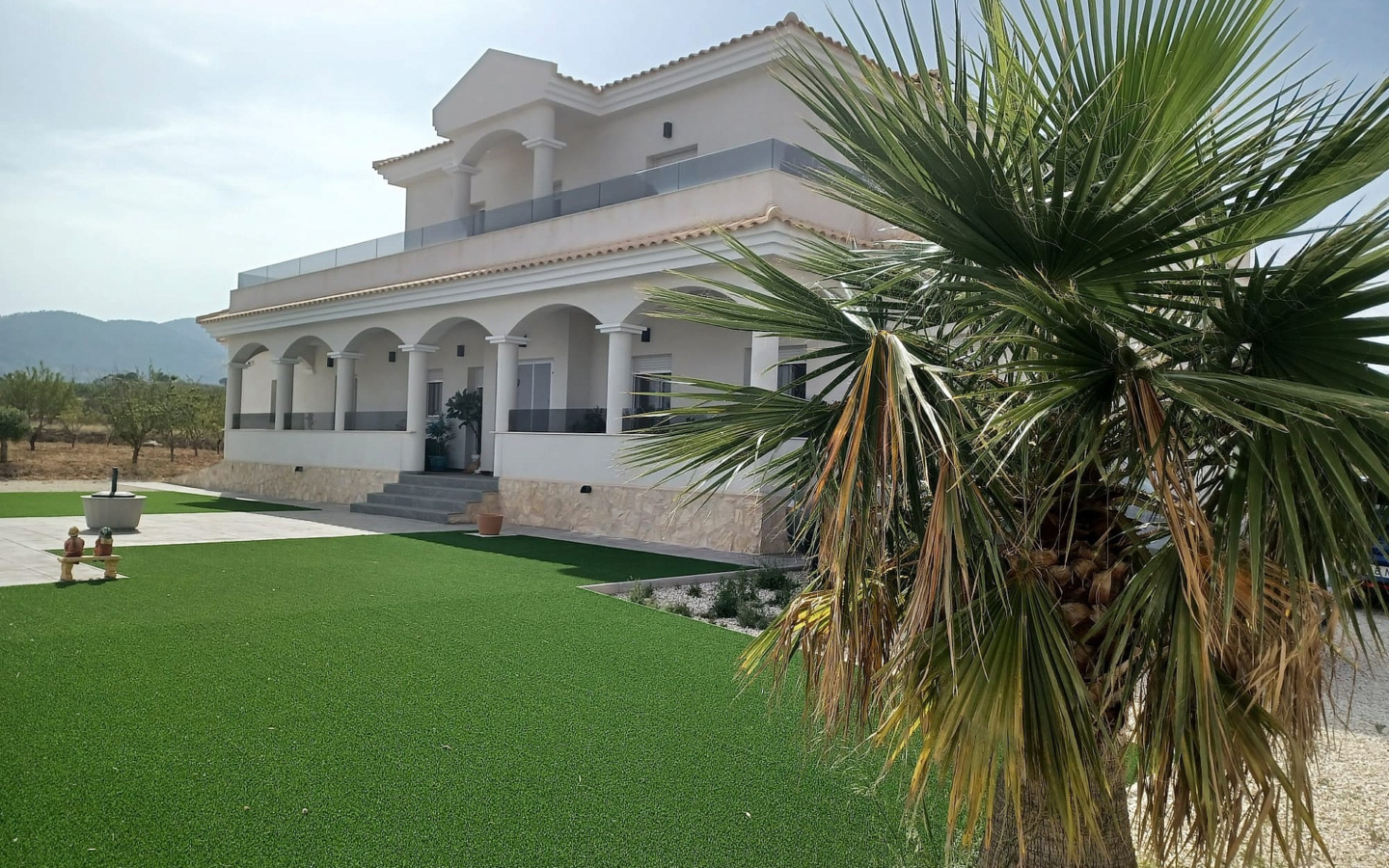 6-bedroom Detached Villa In Pinoso, Spain (313 M²)