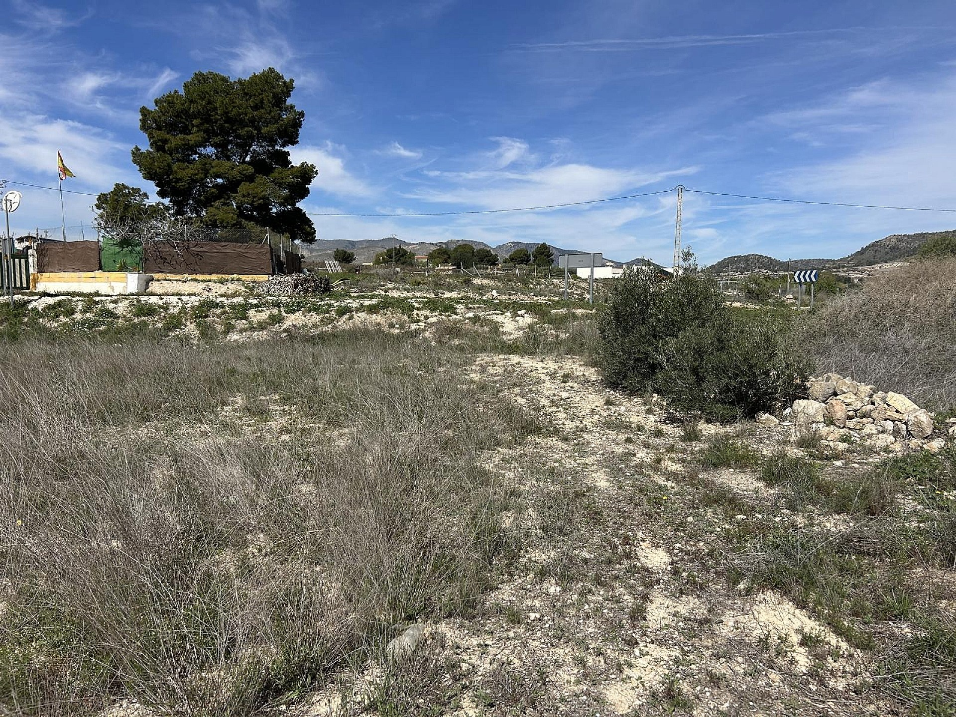Land In Hondón De Las Nieves, Spain (15.279 M² Plot)