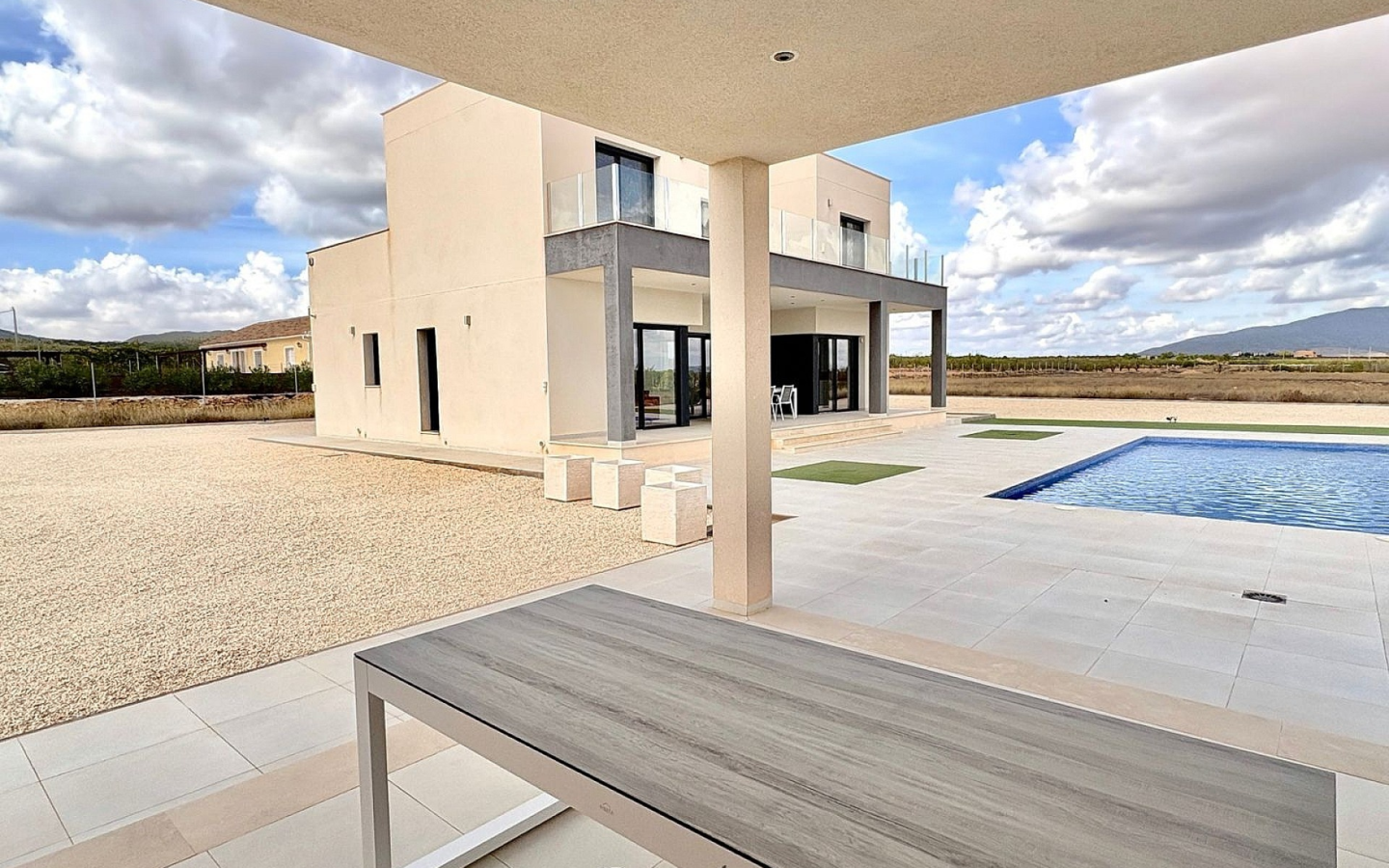 3-bedroom Detached Villa In Pinoso, Spain (150 M²)