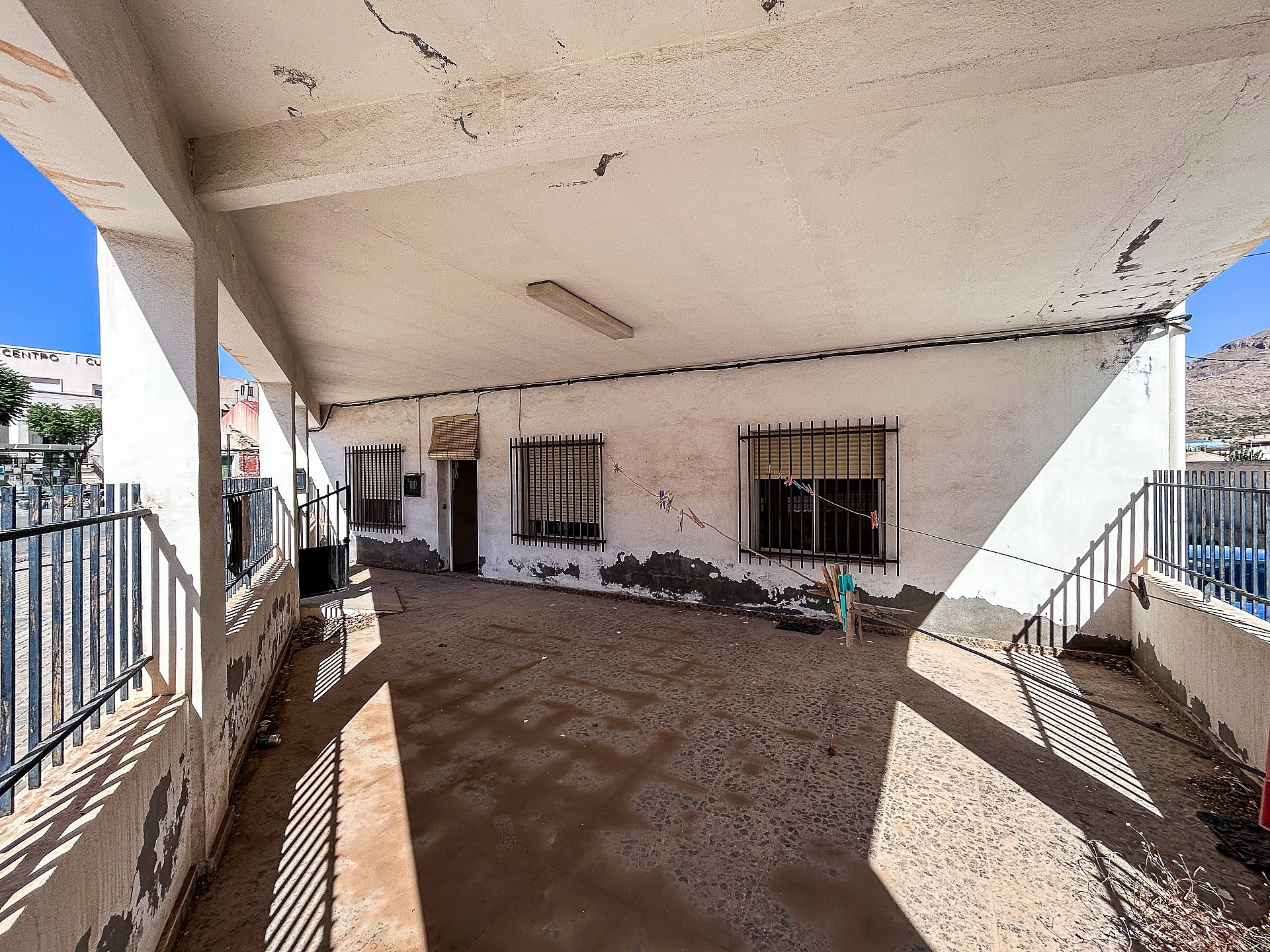 6-bedroom Townhouse In Macisvenda, Spain (353 M²)