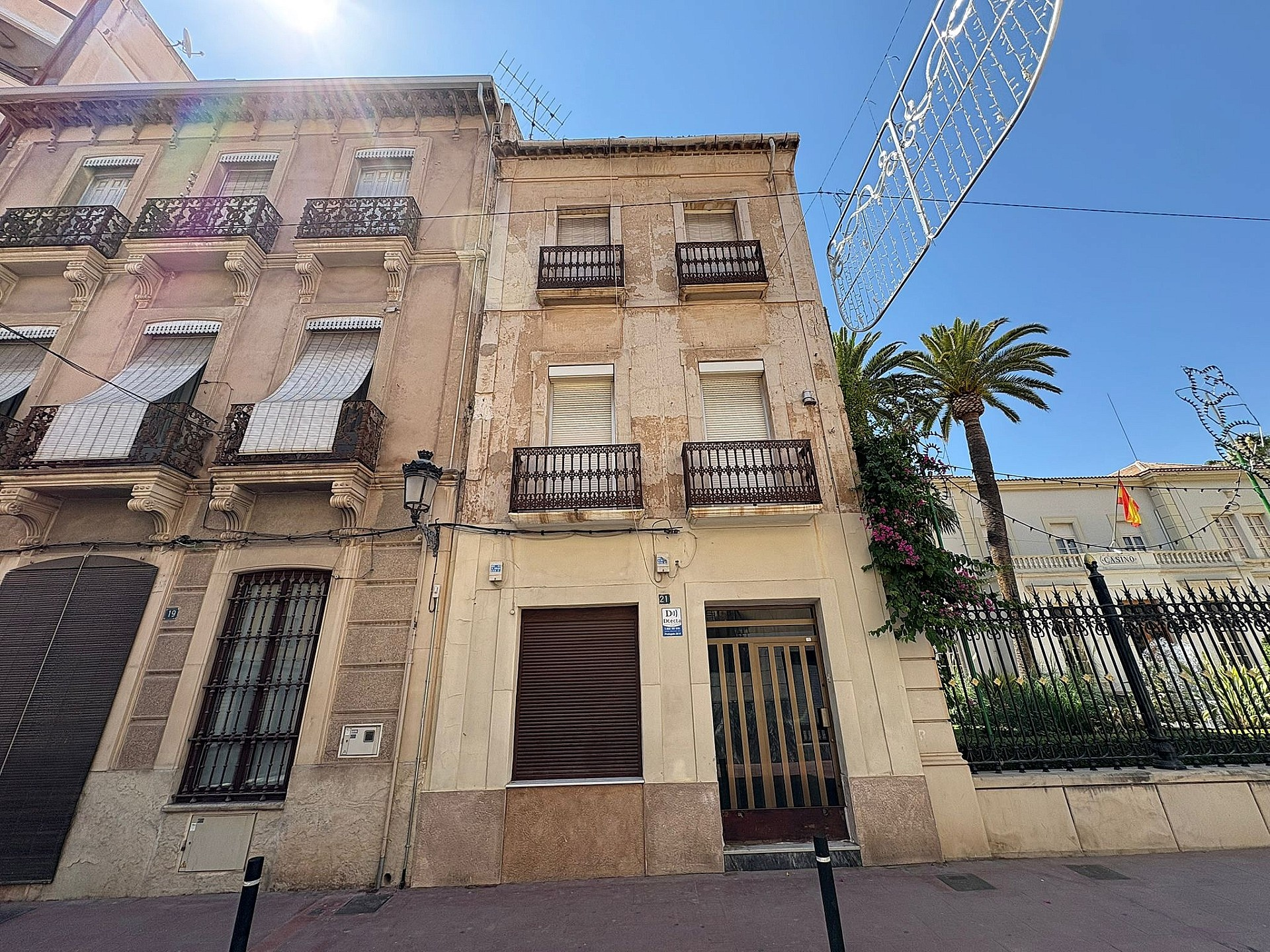 6-bedroom Townhouse In Novelda, Spain (208 M²)