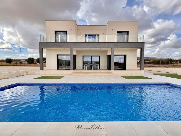 3-bedroom Detached Villa In Pinoso, Spain (150 M²)