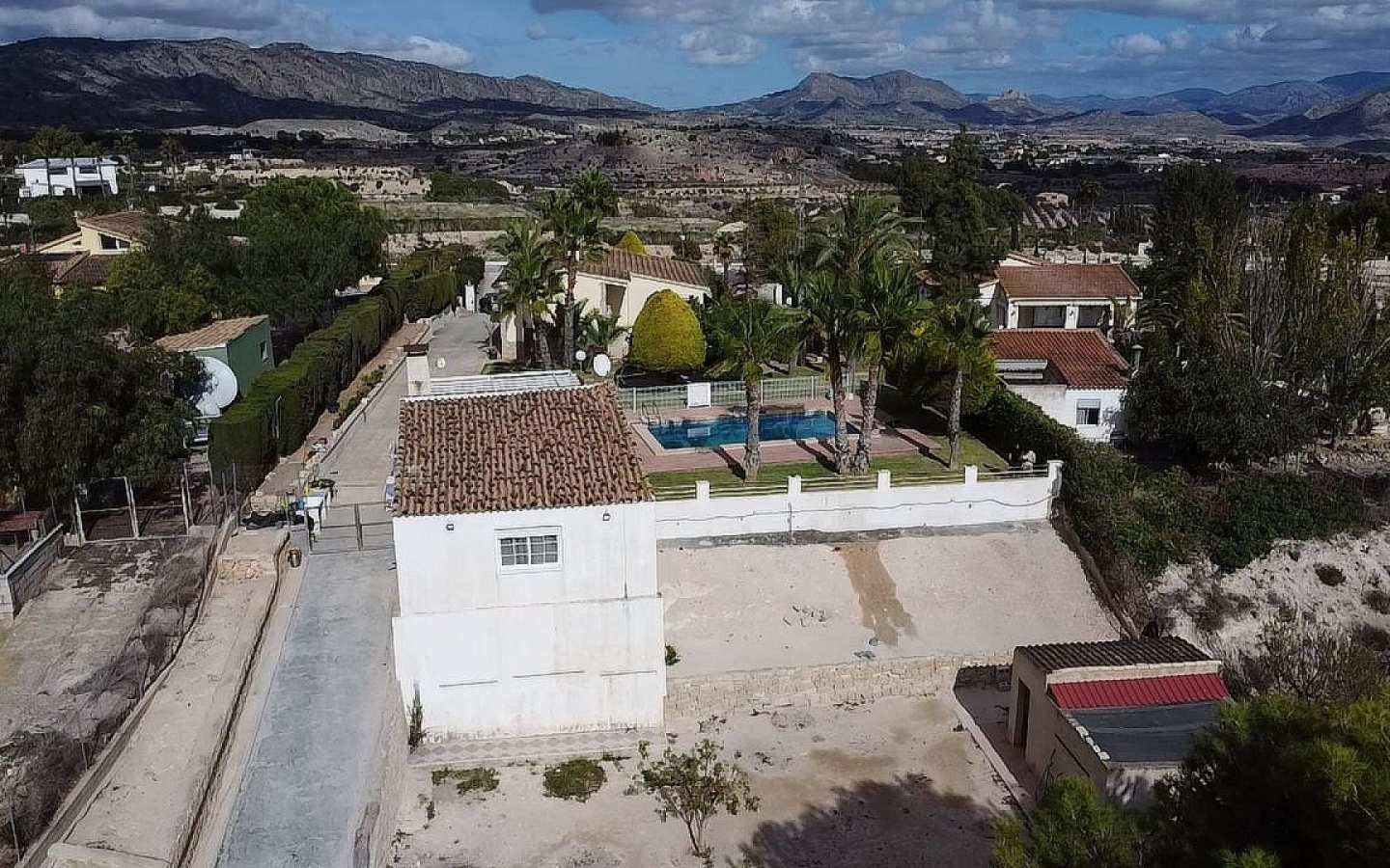 4-bedroom Detached Villa In Monovar, Spain (366 M²)