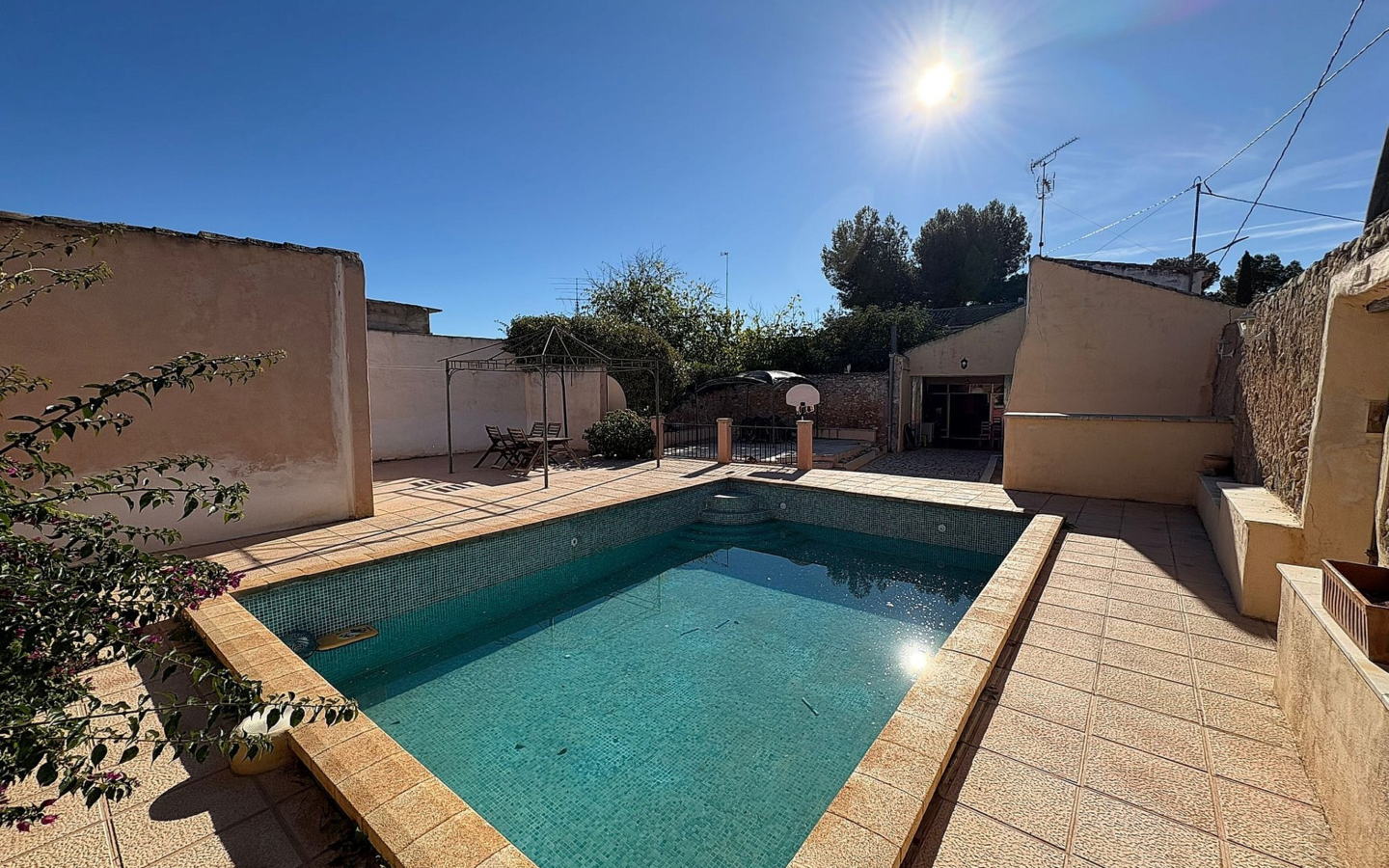 6-bedroom Country House In Monovar, Spain (176 M²)