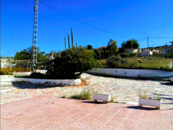 5-bedroom Detached Villa In Elche, Spain (376 M²)