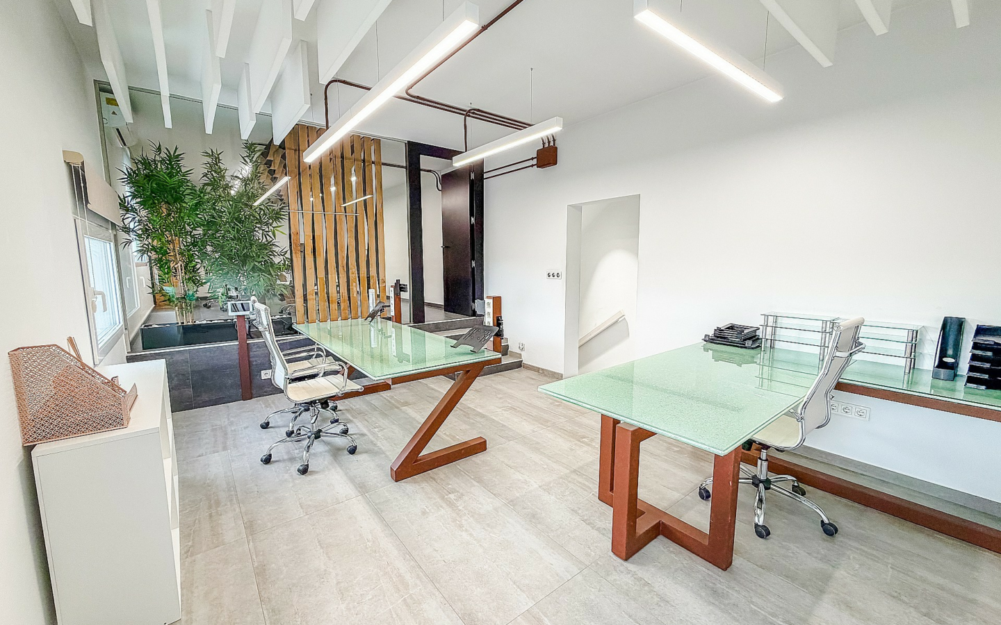4-bedroom Commercial In Villena, Spain (299 M²)